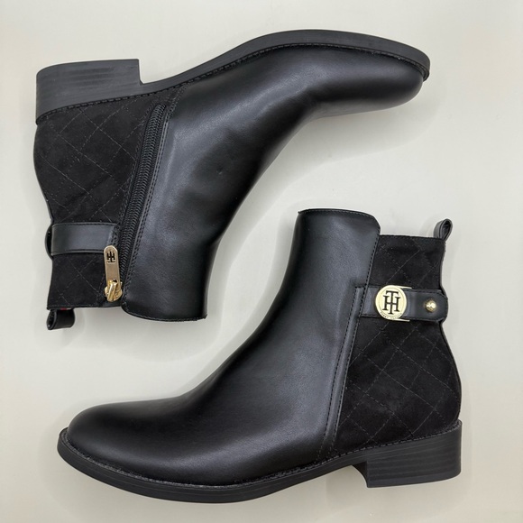 Tommy Hilfiger Women’s Black Leather Side Zip Quilted Ankle Booties Boots 8.5 M - Picture 2 of 9
